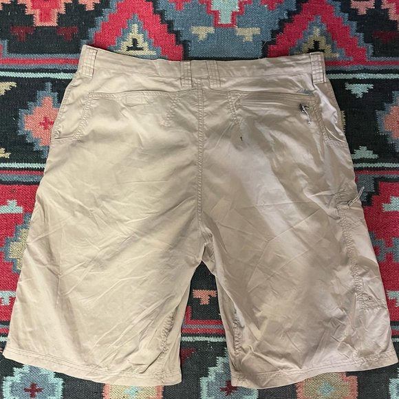Mountain Khakis Mens Chino Shorts Size 36x11 Brown Relaxed Fit Mid Rise - Picture 2 of 4